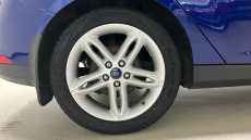 Ford Focus 1.0 EcoBoost 125 Titanium 5dr Petrol Hatchback